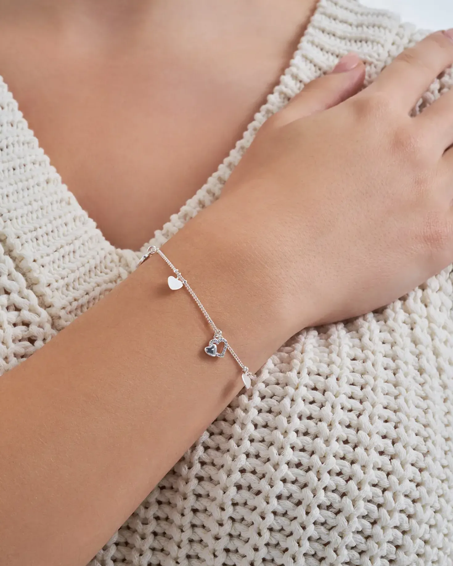 Bracelet - Love Pendants