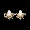 Clous d'oreilles - White Nest