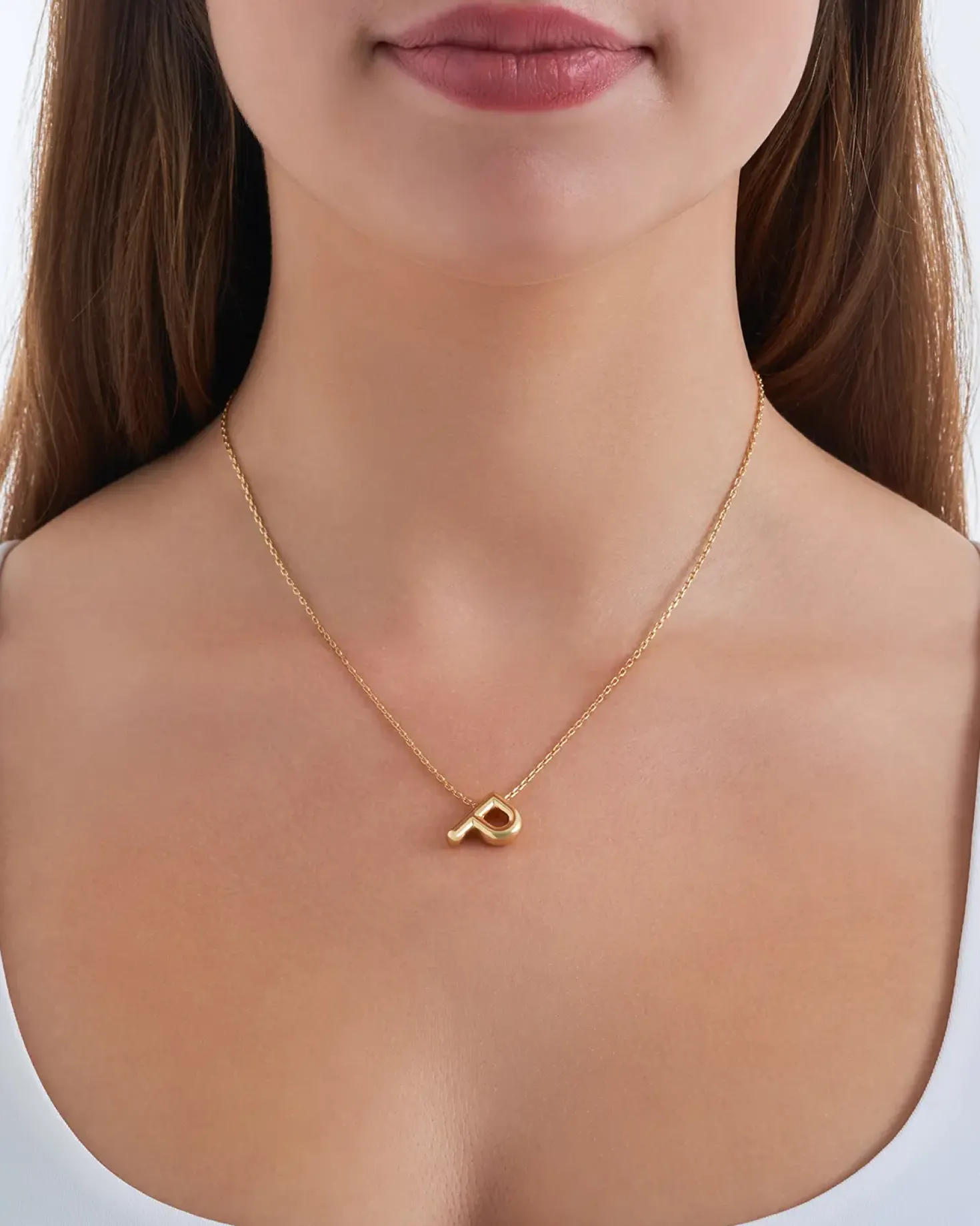 Collier - Letter P